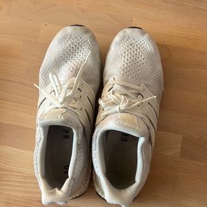 White ultra boosts